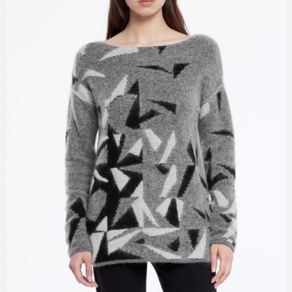 NWOT Sarah Pacini black and white patterned long sweater